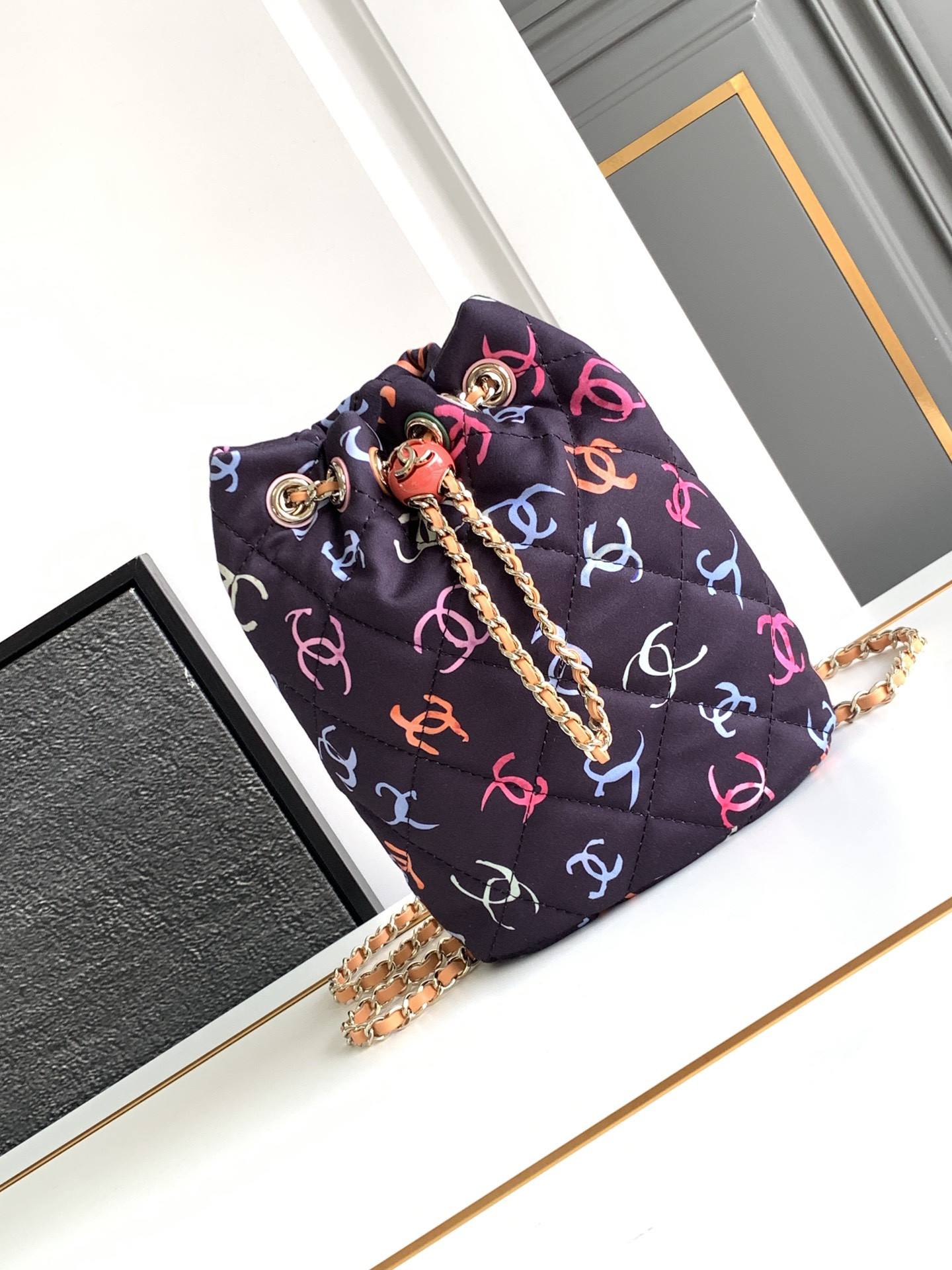Ch@nel Bucket Bag