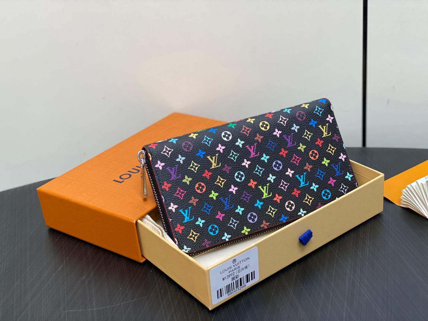 L0vis Vvtt0n Zippy Wallet-19.5× 10.5x 2.5CM