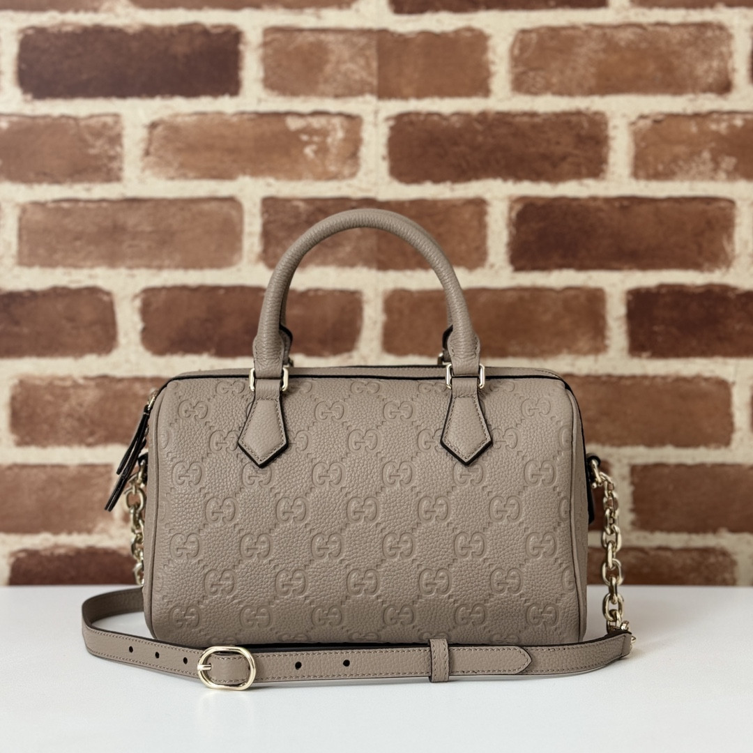 Gvc*1 emblem tote bag-25.5*16*14cm