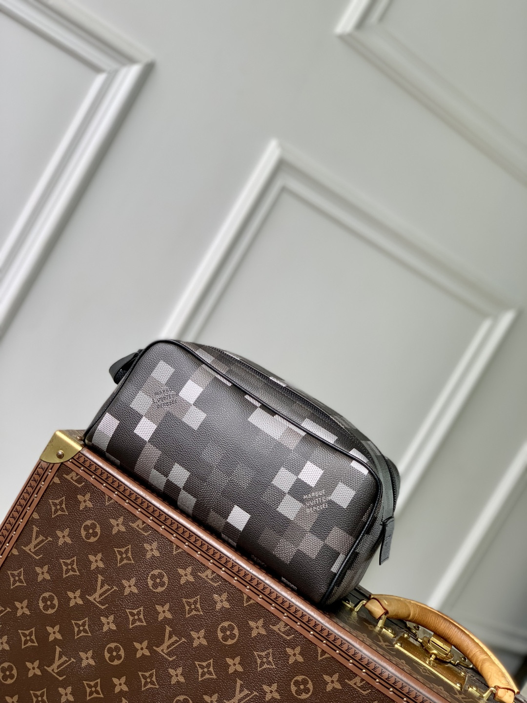l0vis Vvtt0n locker dopp kit pouch -28 x 15 x 16.5cm