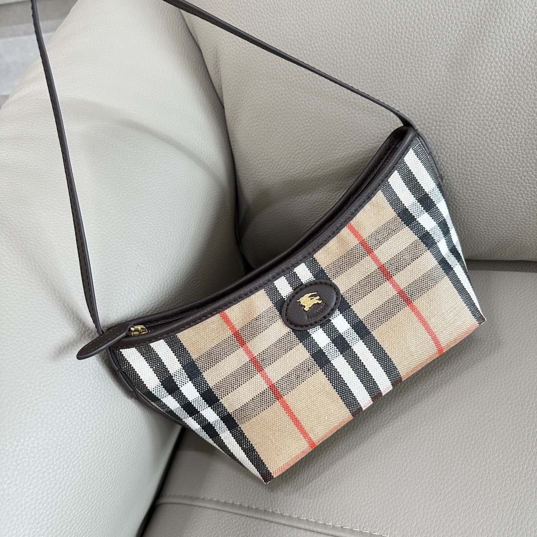 Bv*b*rry vintage bag-25.5x 12 x 16cm