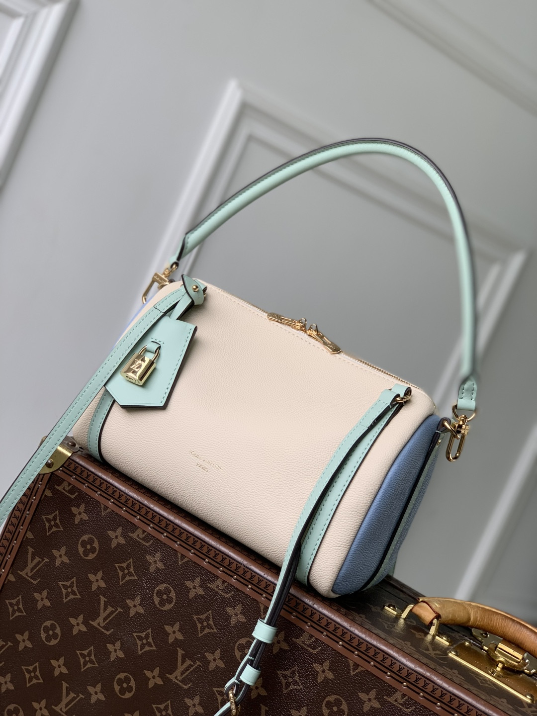 l0vis Vvtt0n express handbag-m26039-17 x 13.5 x 26cm