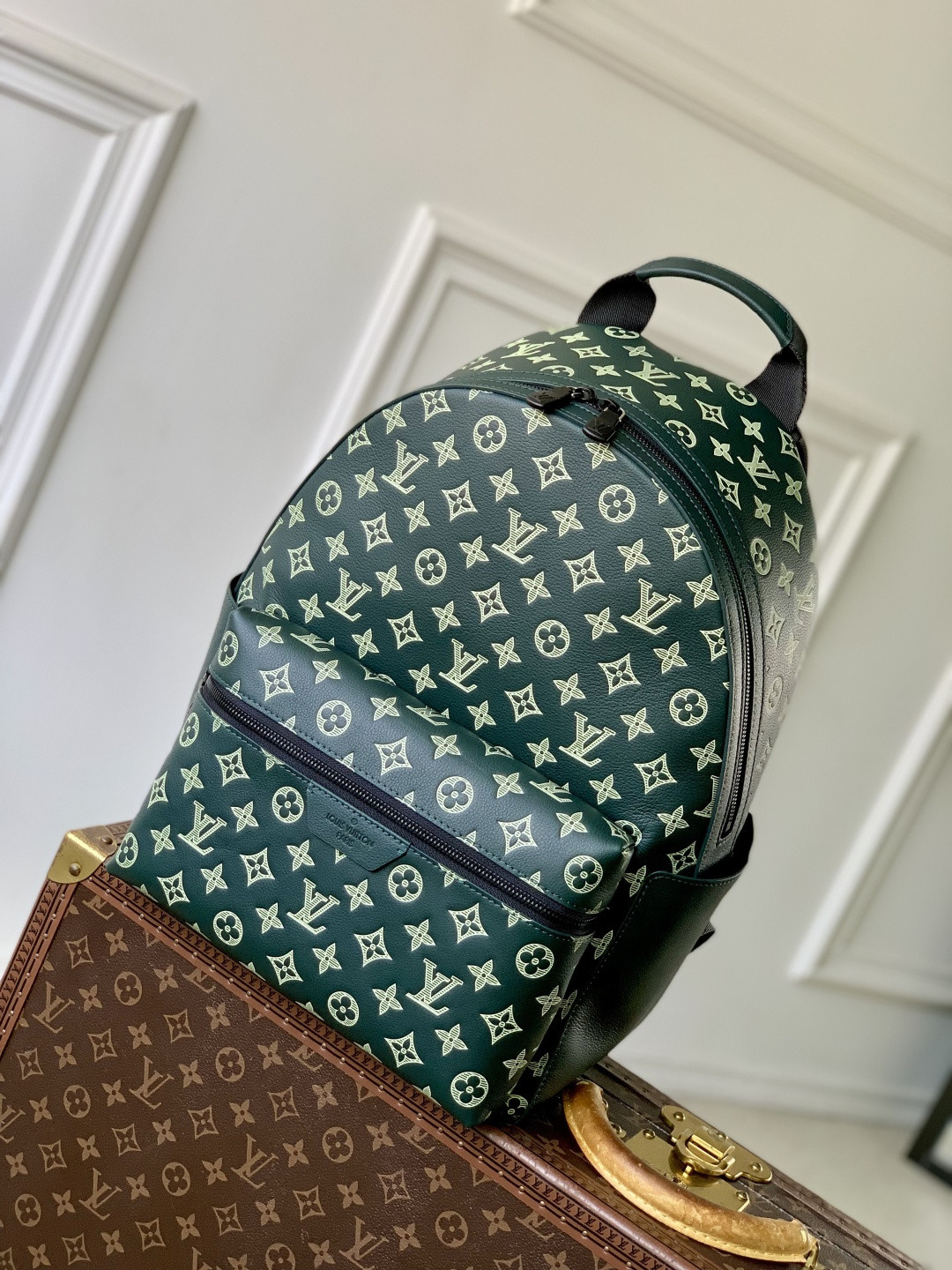 l0vis Vvtt0n discovery backpack-30*40*20cm