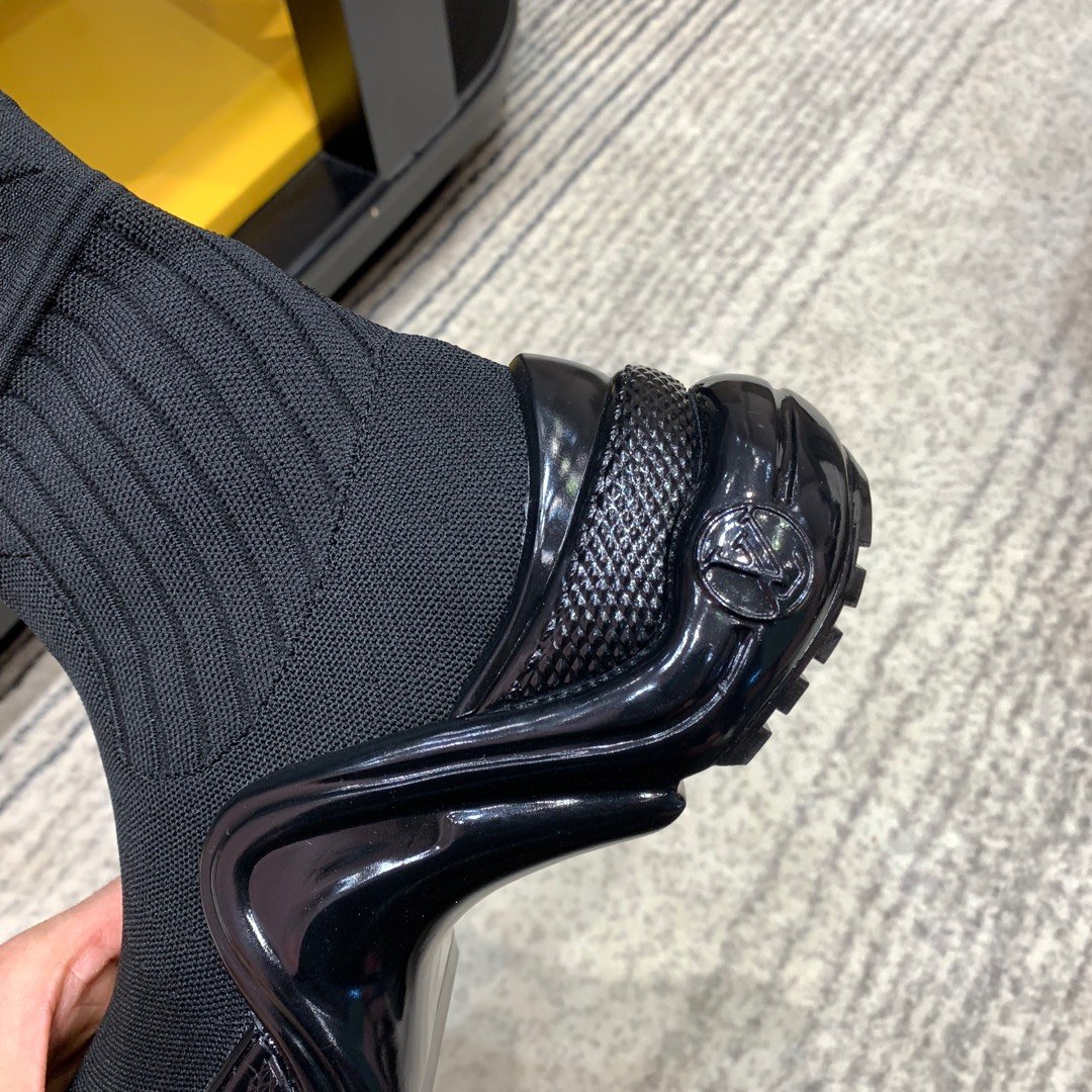 l0*is V*t0n archlight sock sneaker
