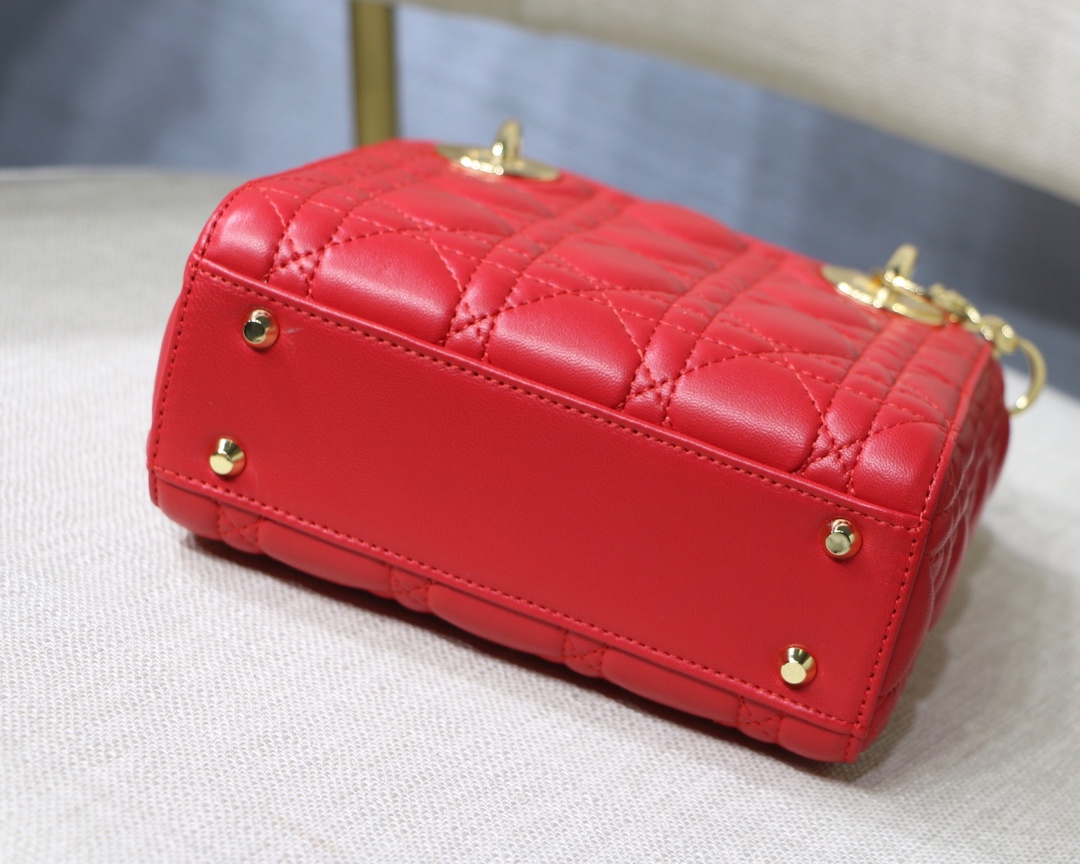 lady D*or mini-17*15*8cm