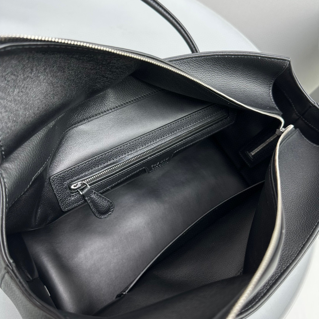 The R0w handle bag-32*19*22cm