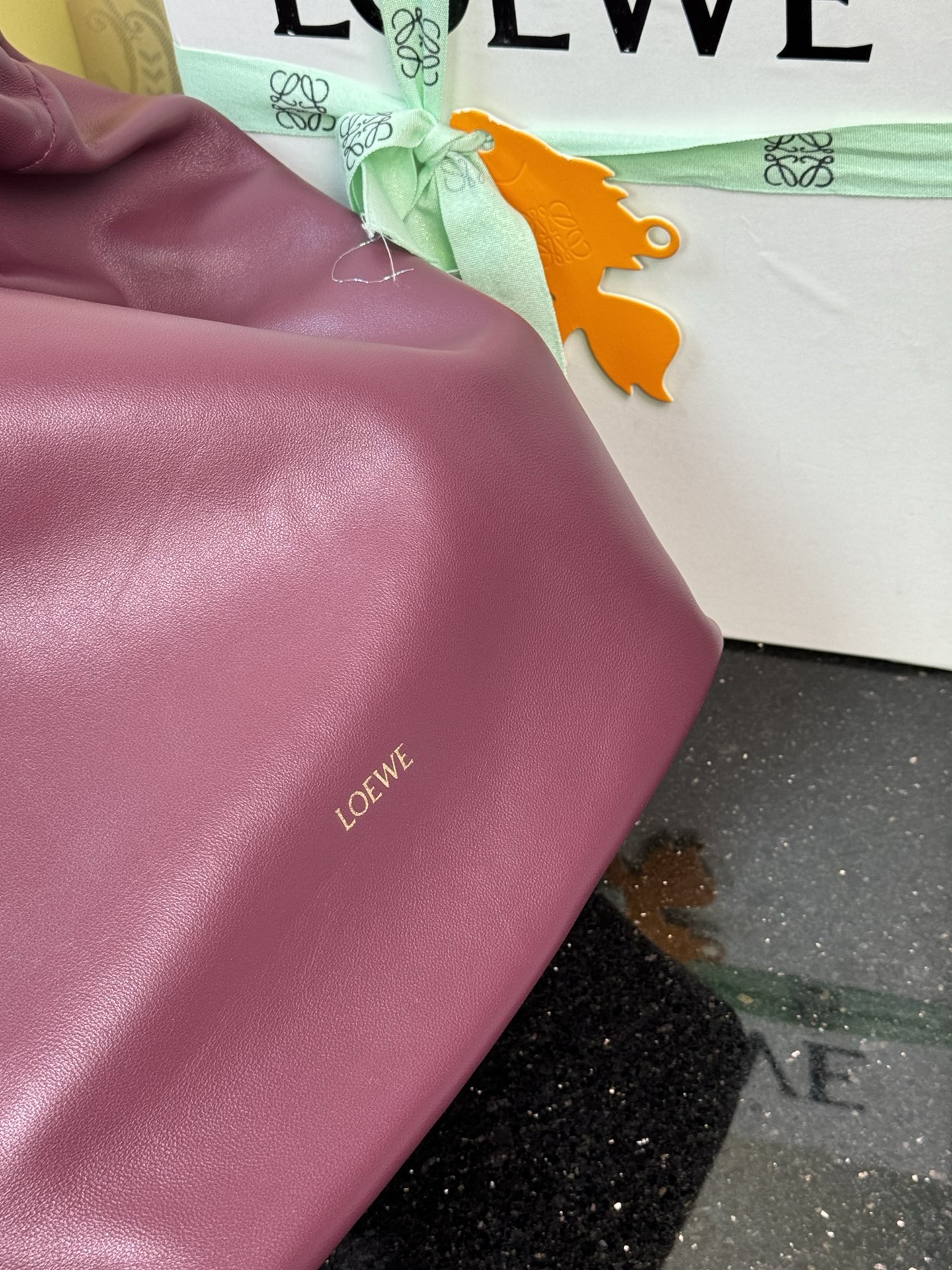 Lowee Squeeze Bag-29*24*10.5CM