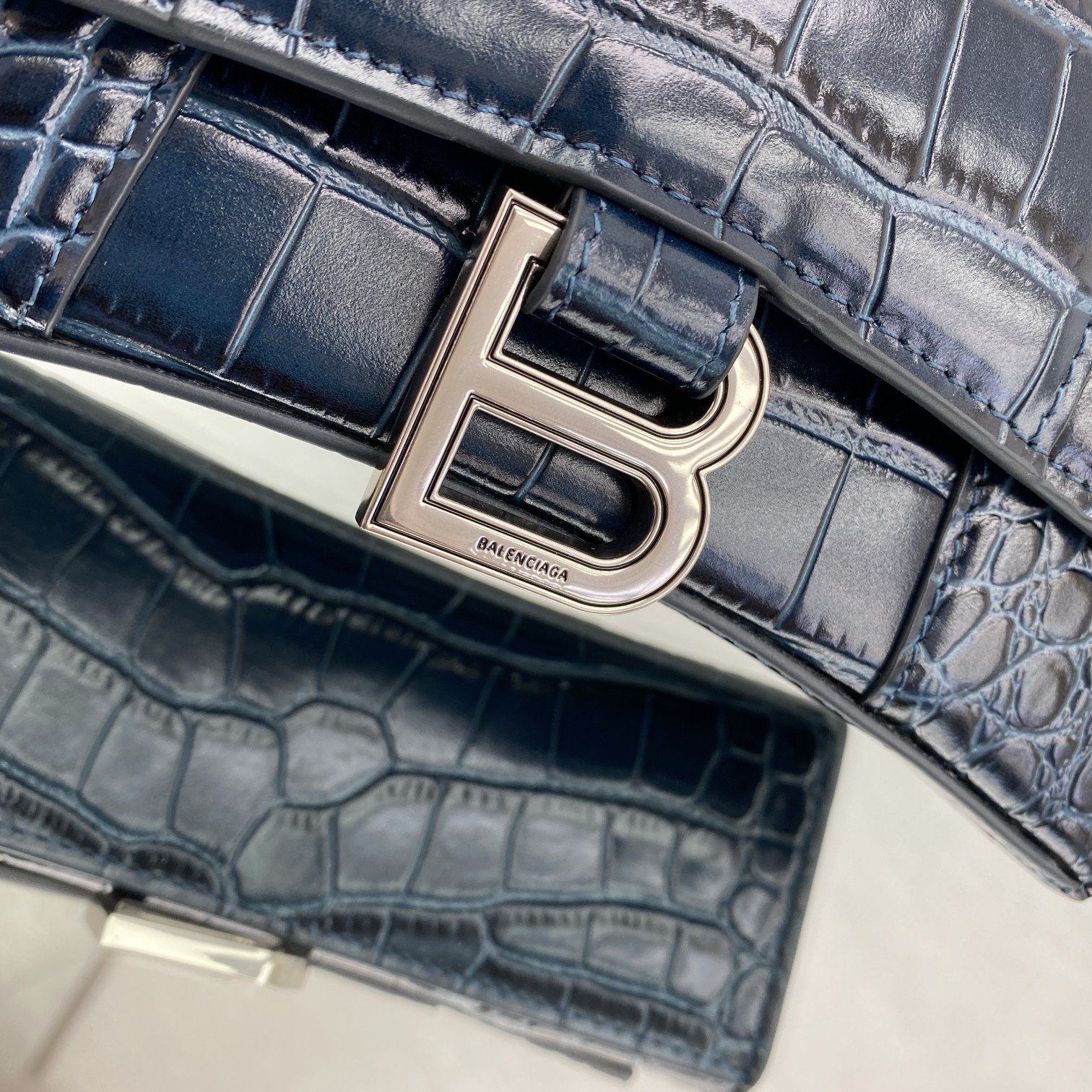 Ba*len*cia*ga xs hourglass bag-13*8*19cm