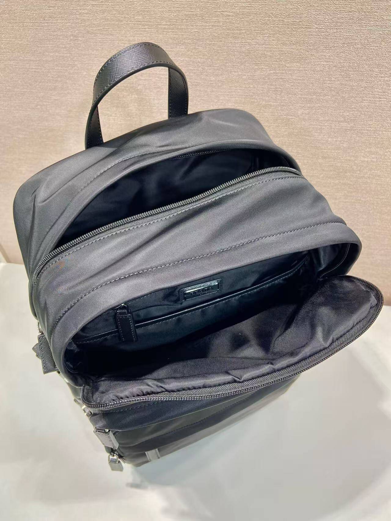 Pra*a saffiano backpack-25.5*21.5*45cm
