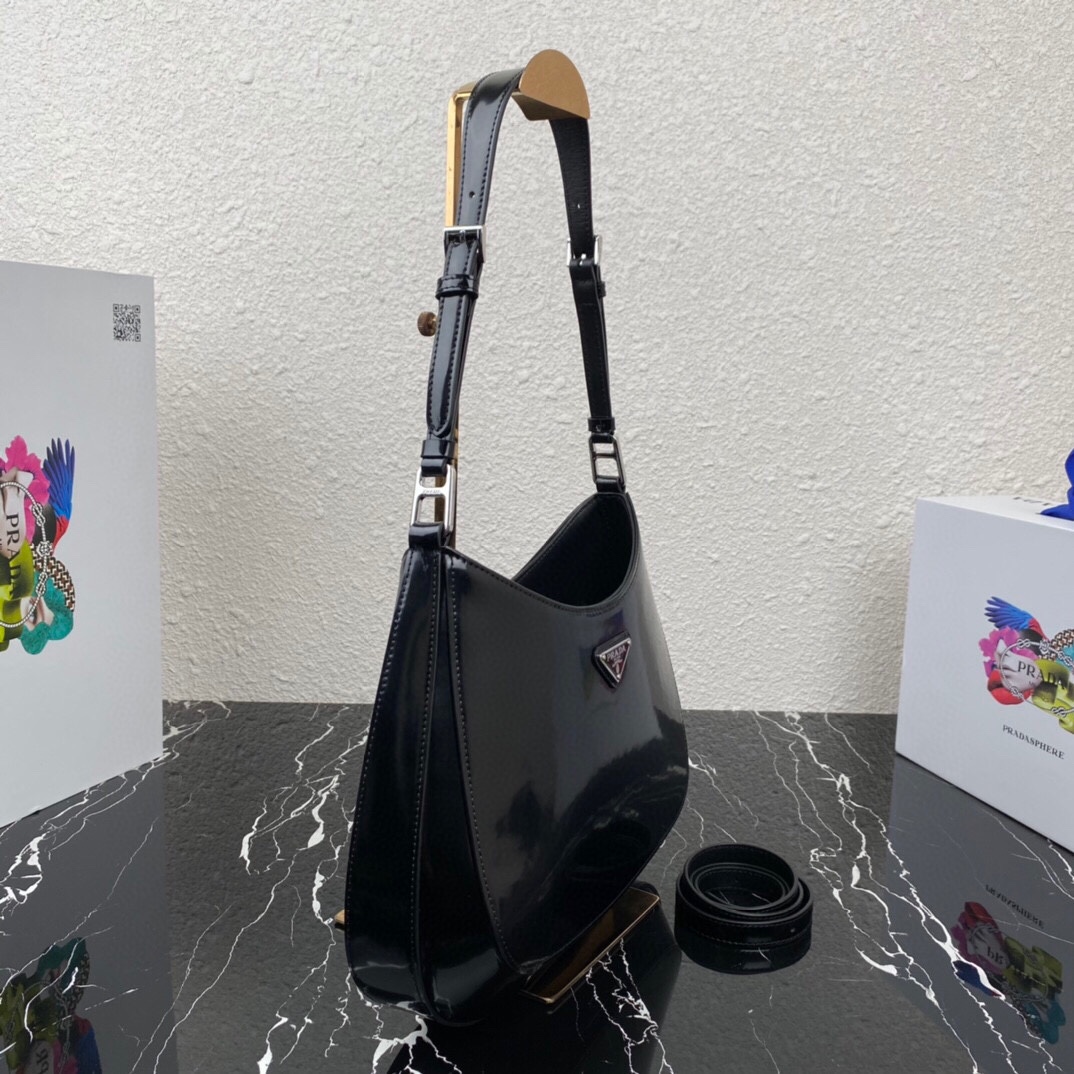 Pra*a cleo handbags-patent leather30x18.5x4cm
