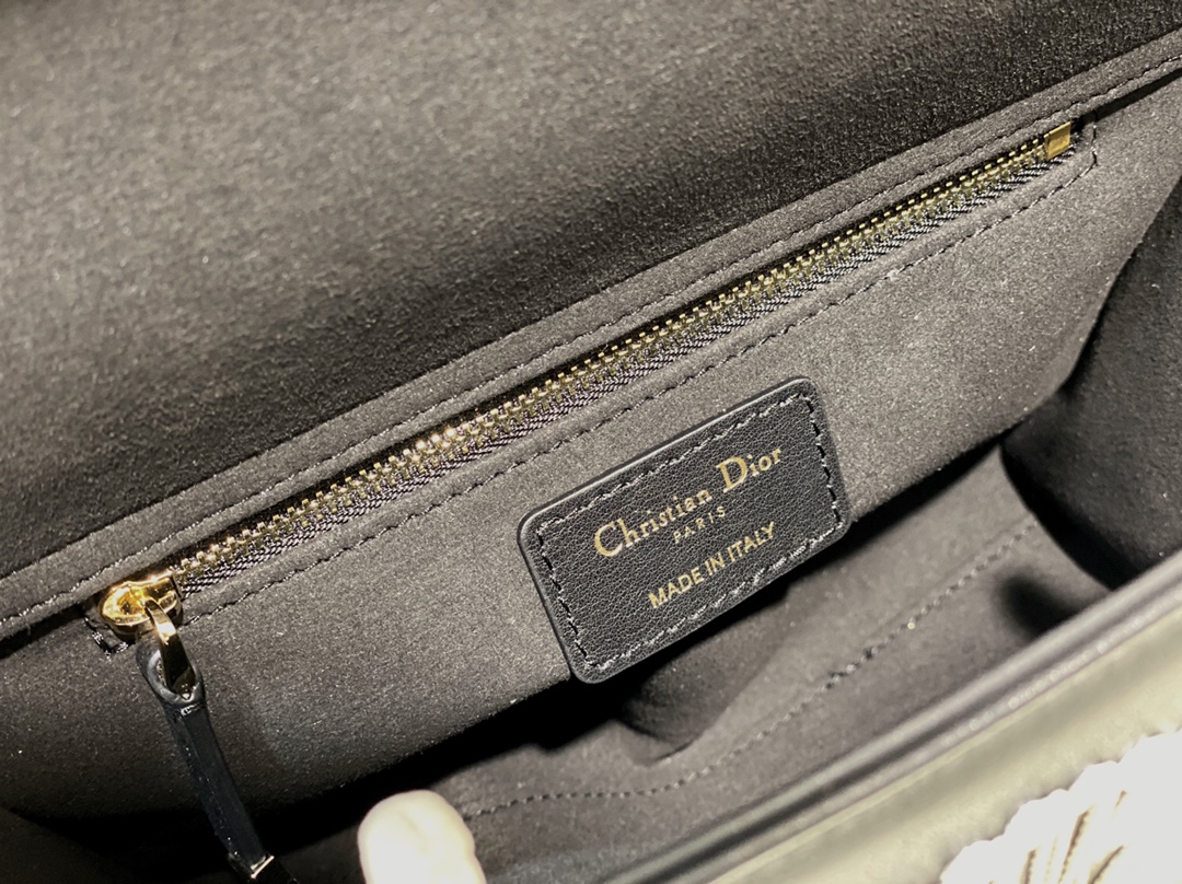 lady D*or handle bag-24cm