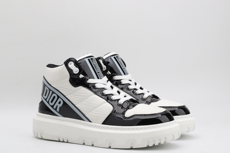 D*or high-top sneakers