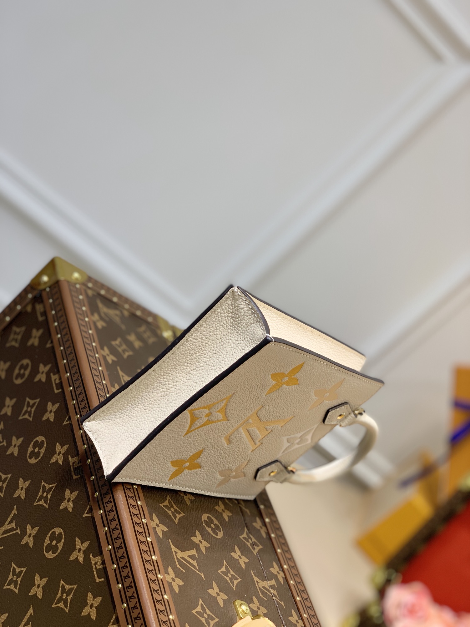 l0*is V*t0n petie sac plat tote-17*14*5.5cm