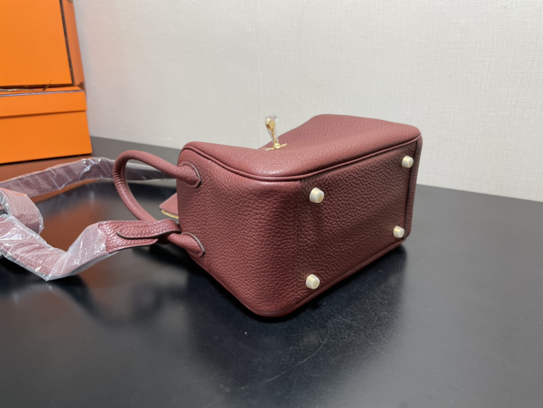 H**mes lindy 19-togo leather-19cm