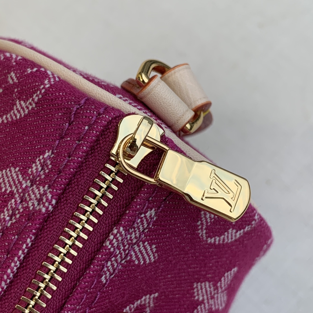 l0*is V*t0n nano keepall mini-16x 11 x9cm