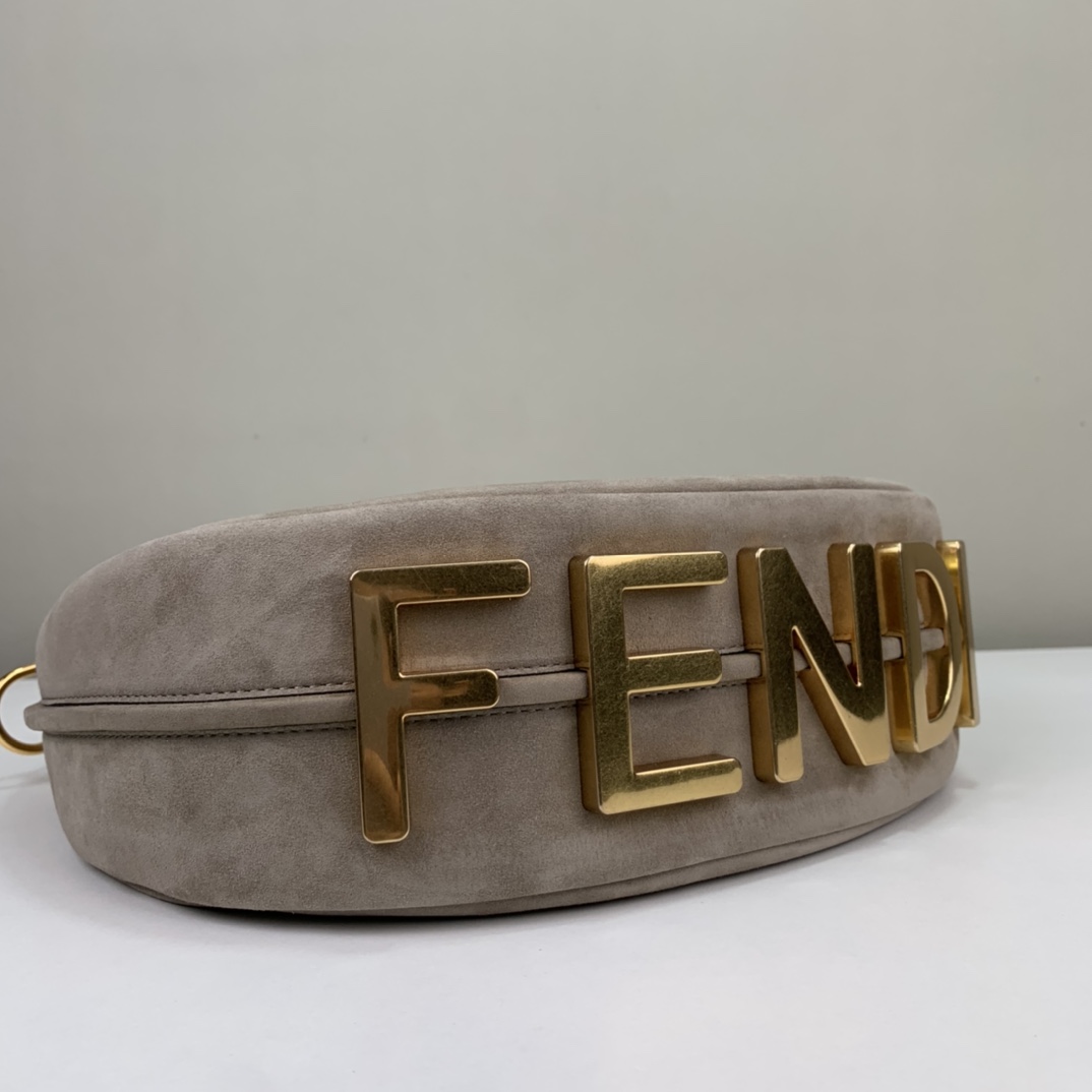 F**di graphy bag-29 x24.5 x10cm