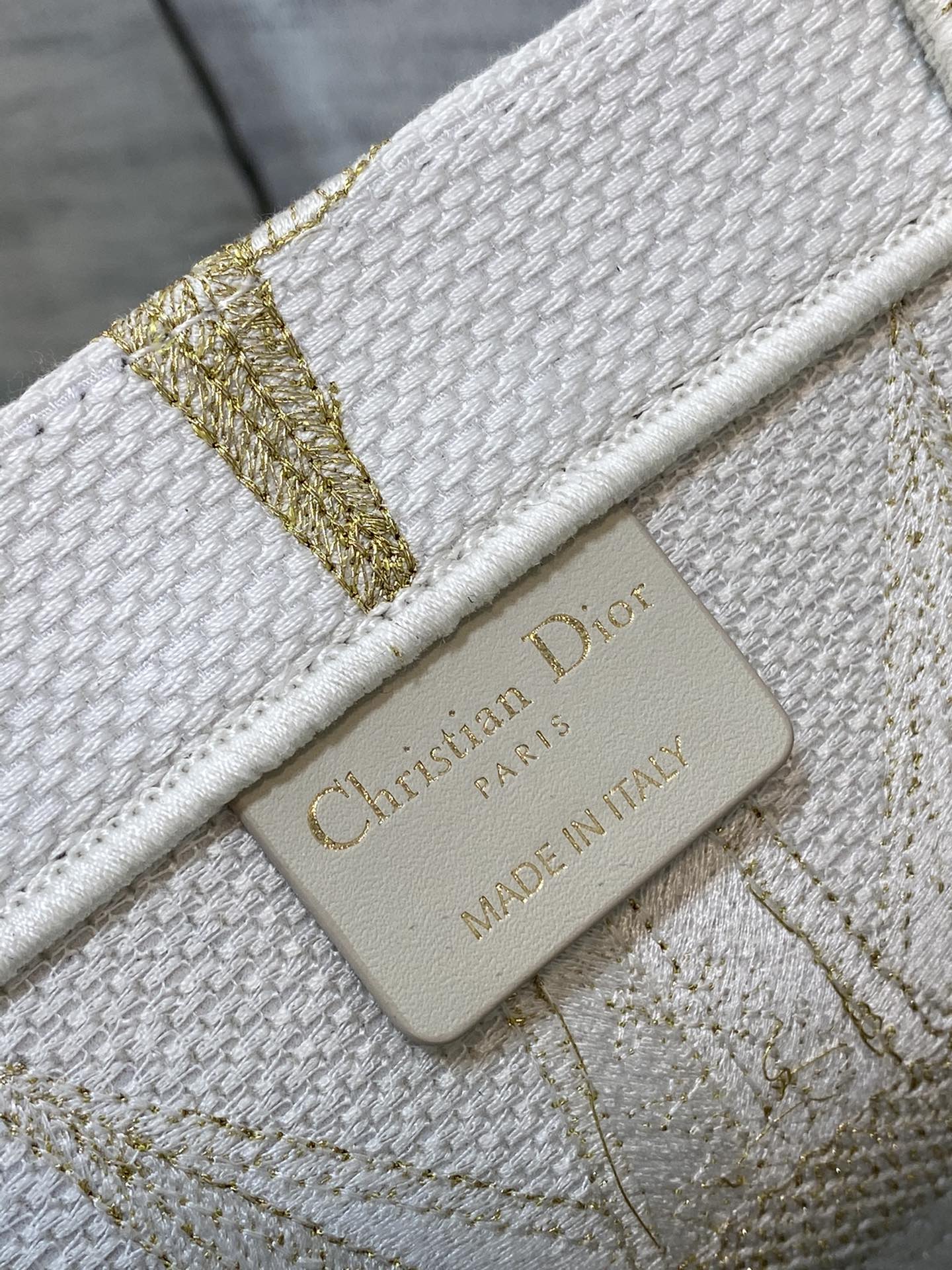 D*or small book tote-36*18*28cm