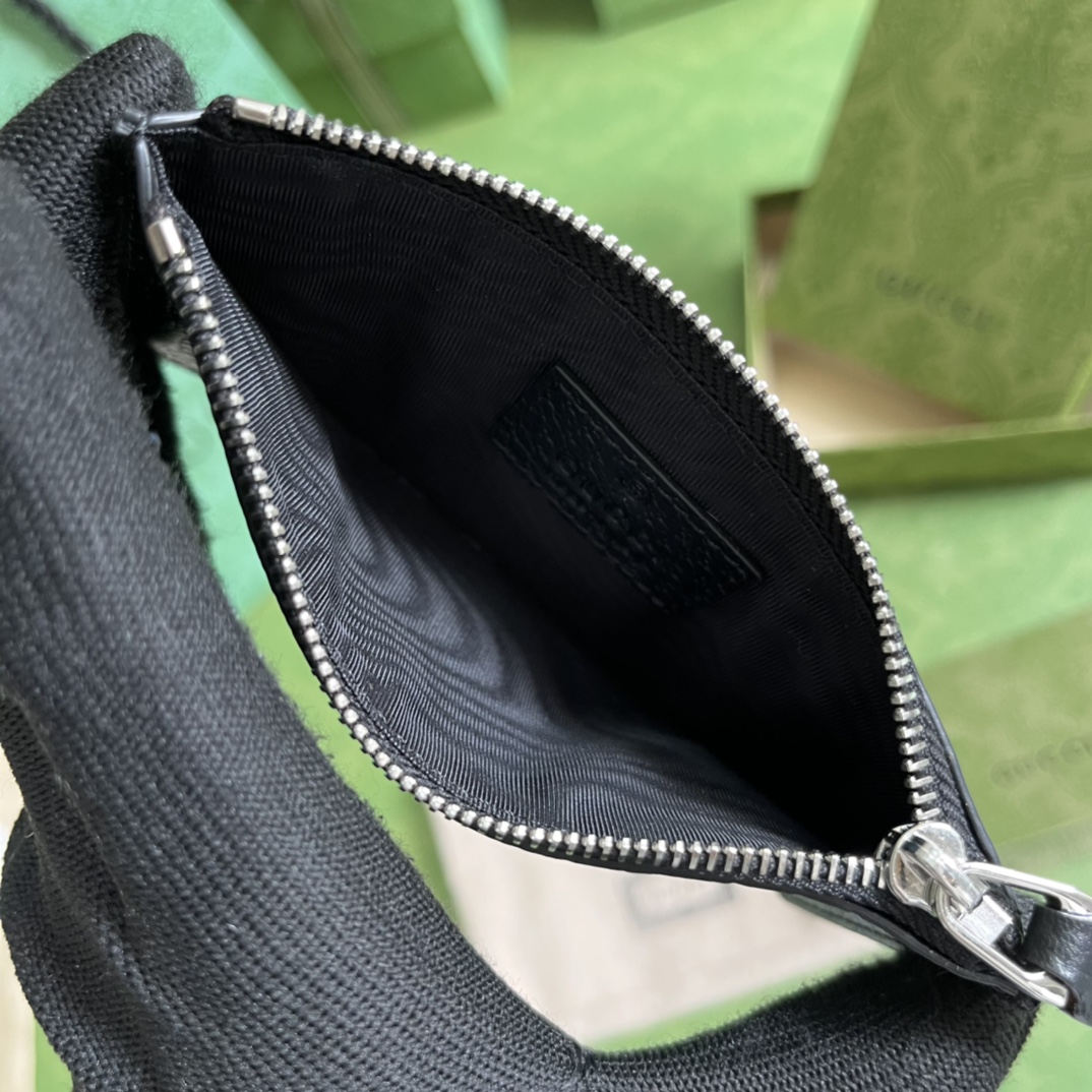 G*u*i wallet-14*7cm
