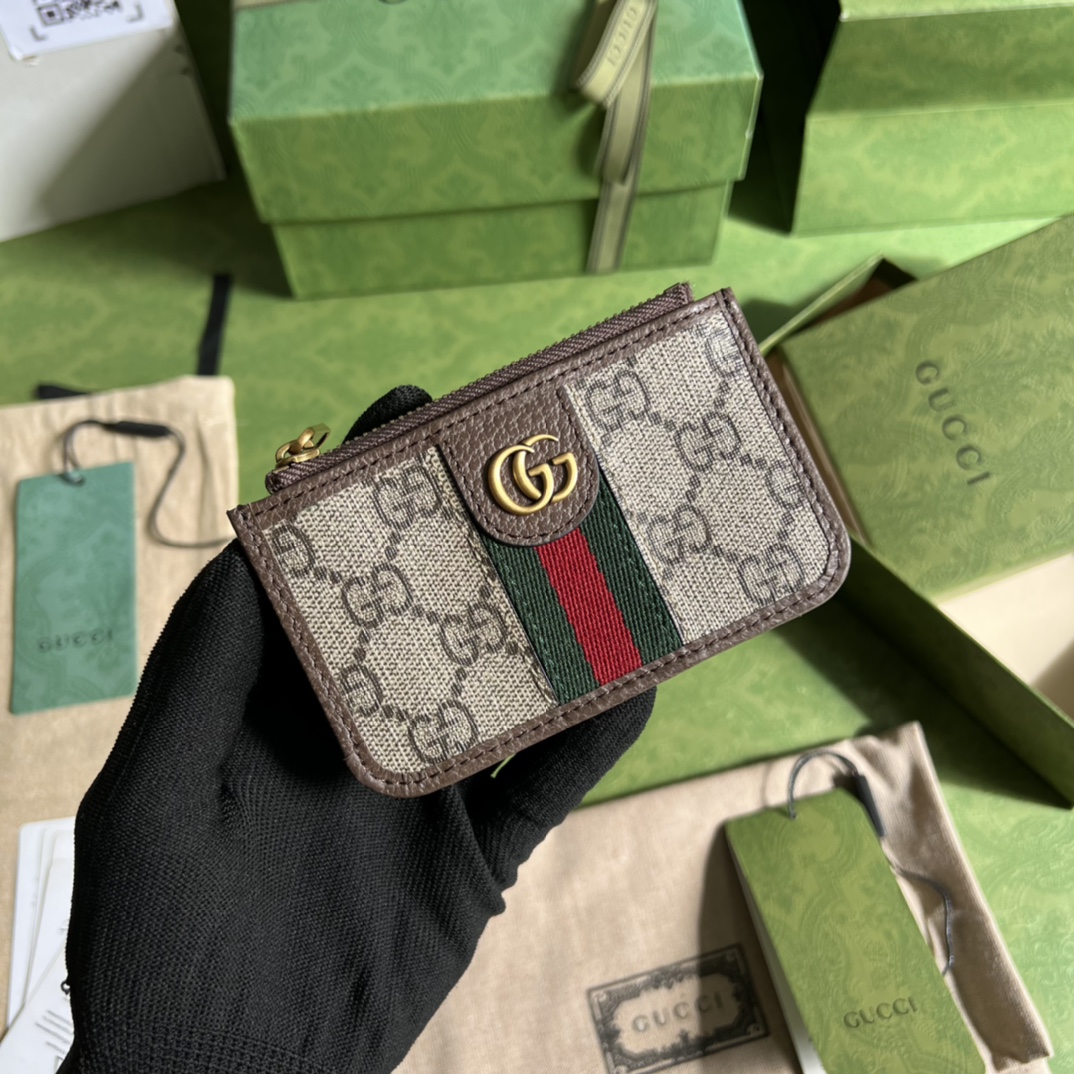 G*u*i wallet-12*7.5*1cm