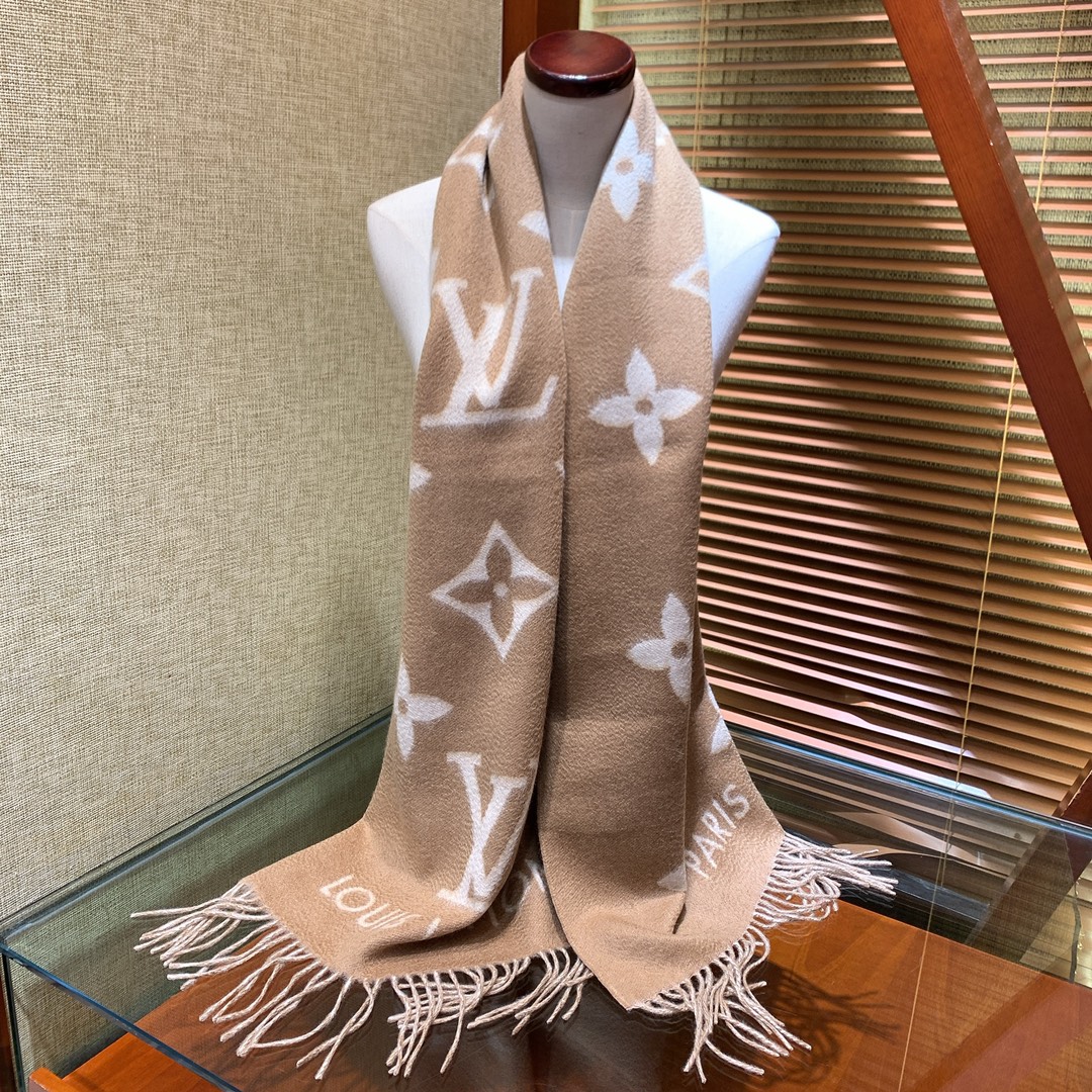 l0*is V*t0n scarf-191 x 46cm