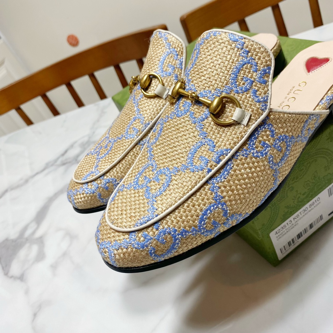 G*u*i loafers