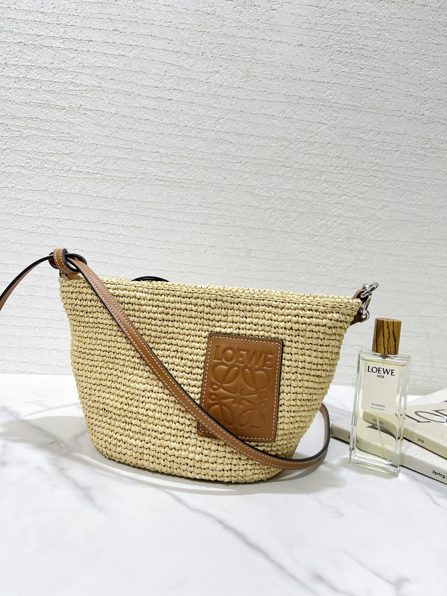 L0ew* pochette raffia bag-11*15.5*17.5cm