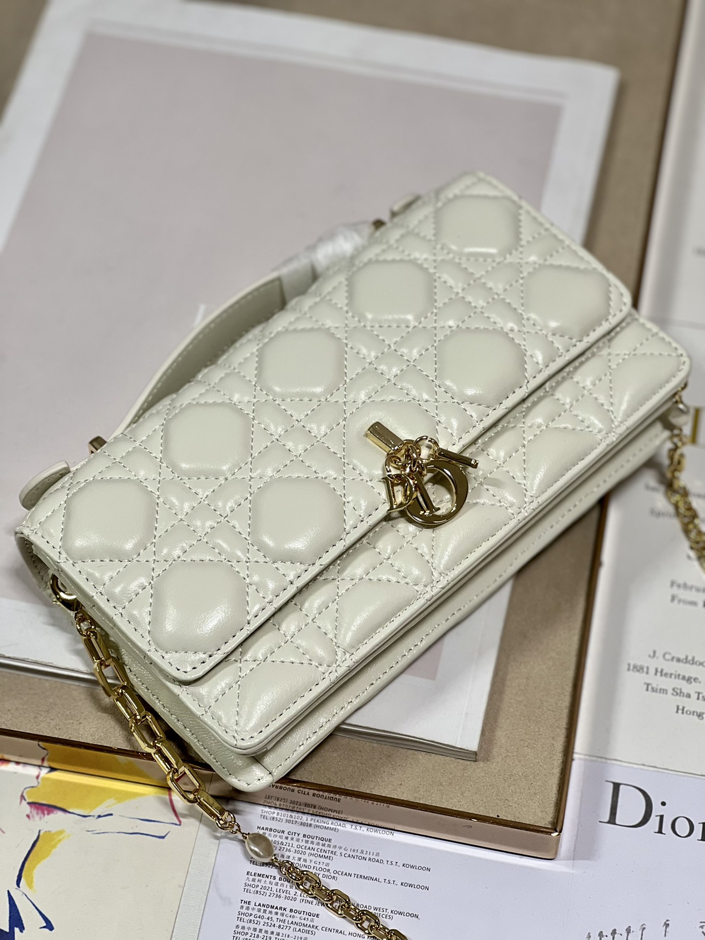 lady D*or bag-21 x 11.5 x 4.5cm