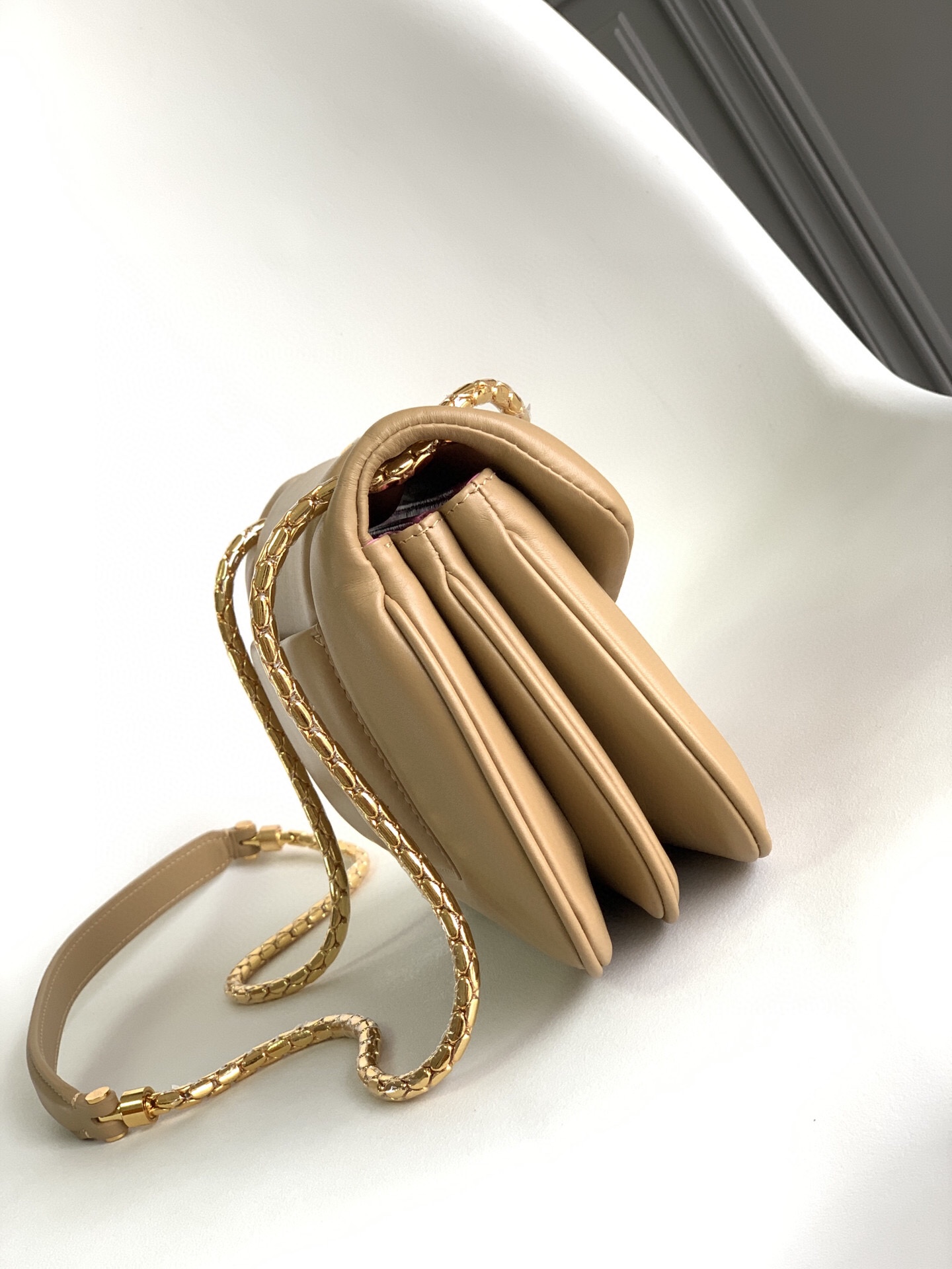 B*l*ai serpenti reverse-22.5*15*7cm
