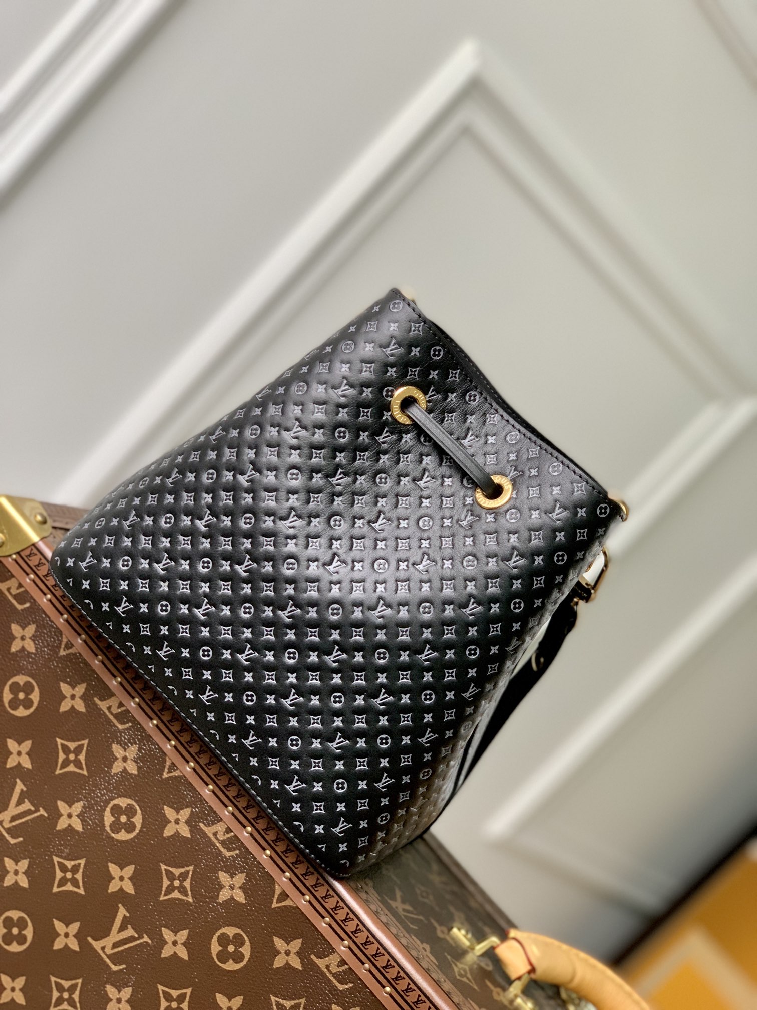 l0*is V*t0n néonoé bucket bag -m46581- 20 x 20 x 13 cm