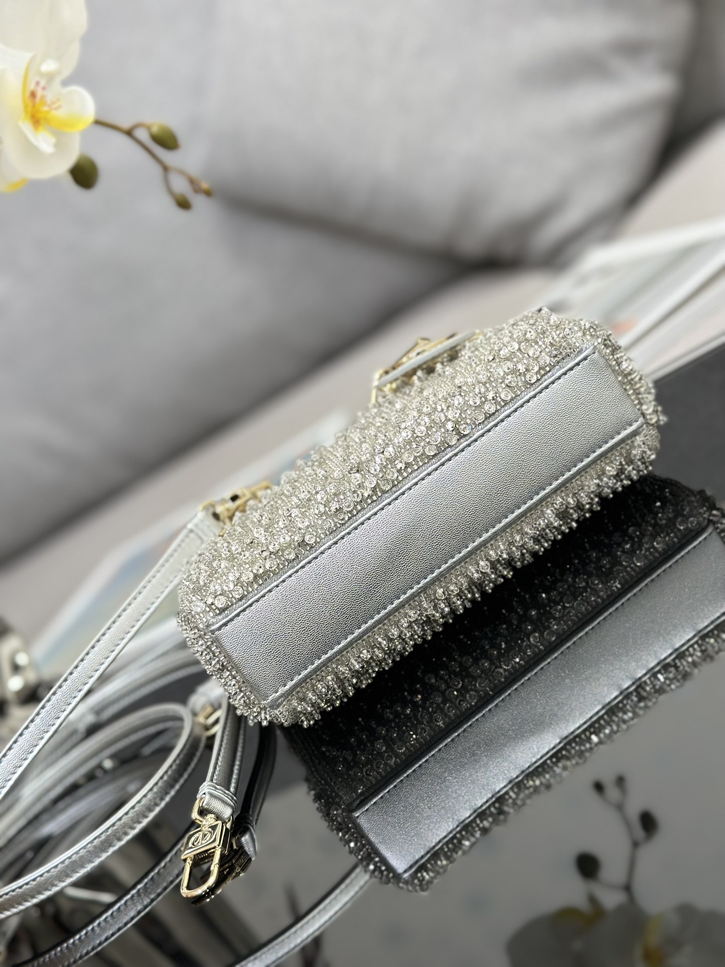 lady D*or handle bag-16 x 9 x 5cm