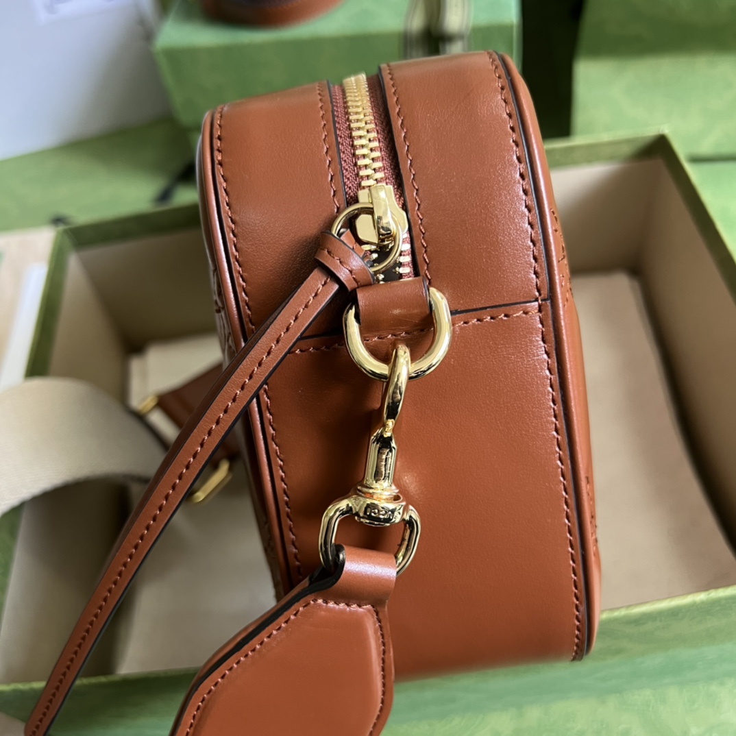 G*u*i ophidia bag-21.5x 17x 7.5cm
