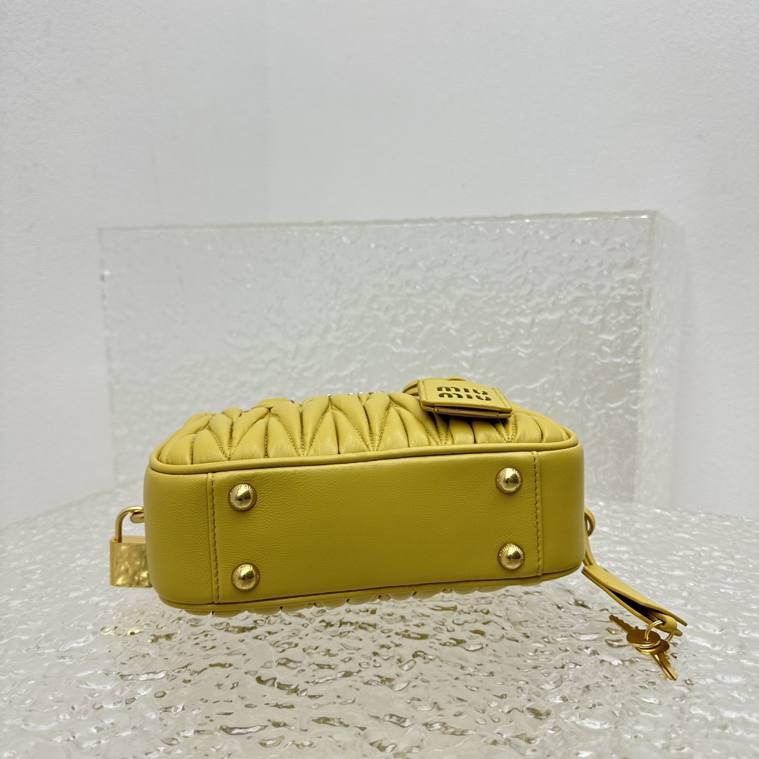 M*um*u vintage too pretty bag-19*13*6cm