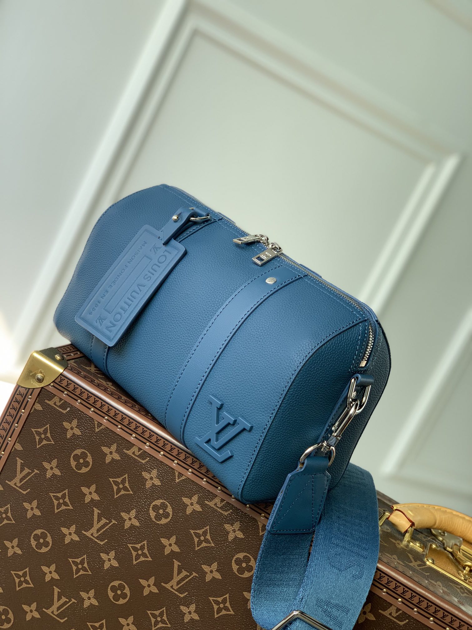 l0*is V*t0n city keepall-27x17x13cm