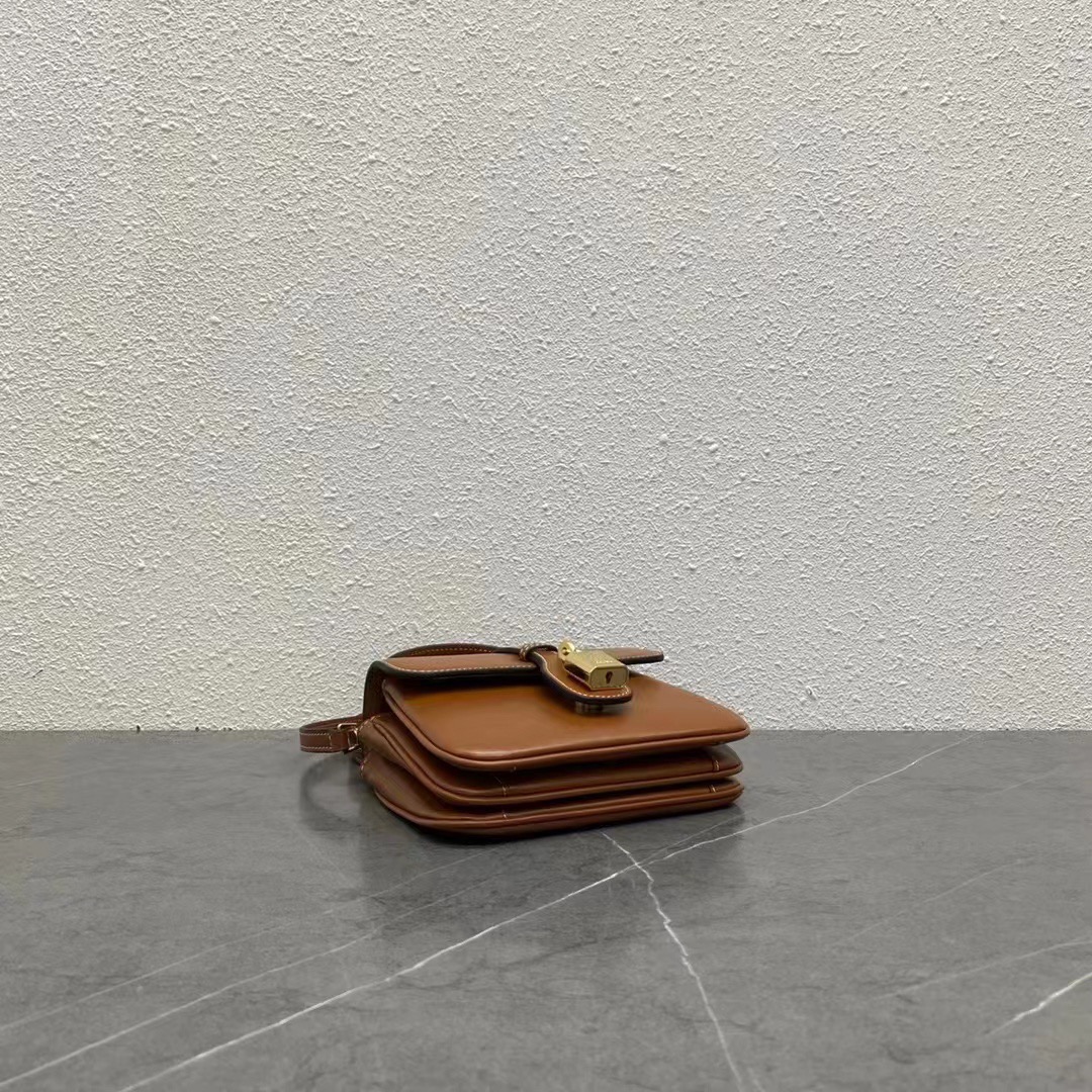 Celin Mini Tabou Clutch On Strap-16×3.5×12.5CM