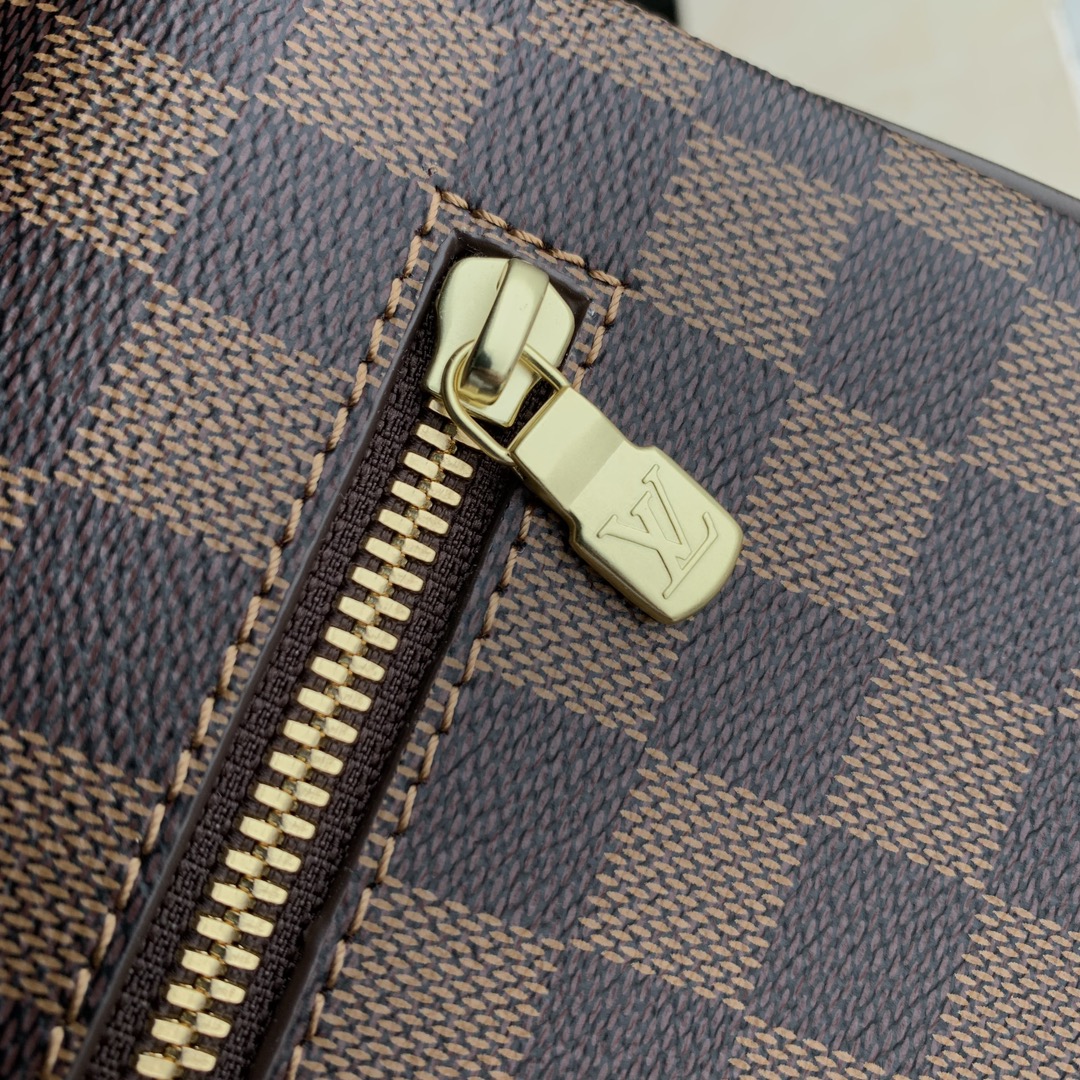 l0*is V*t0n vintage messenger bag-34×18×23cm