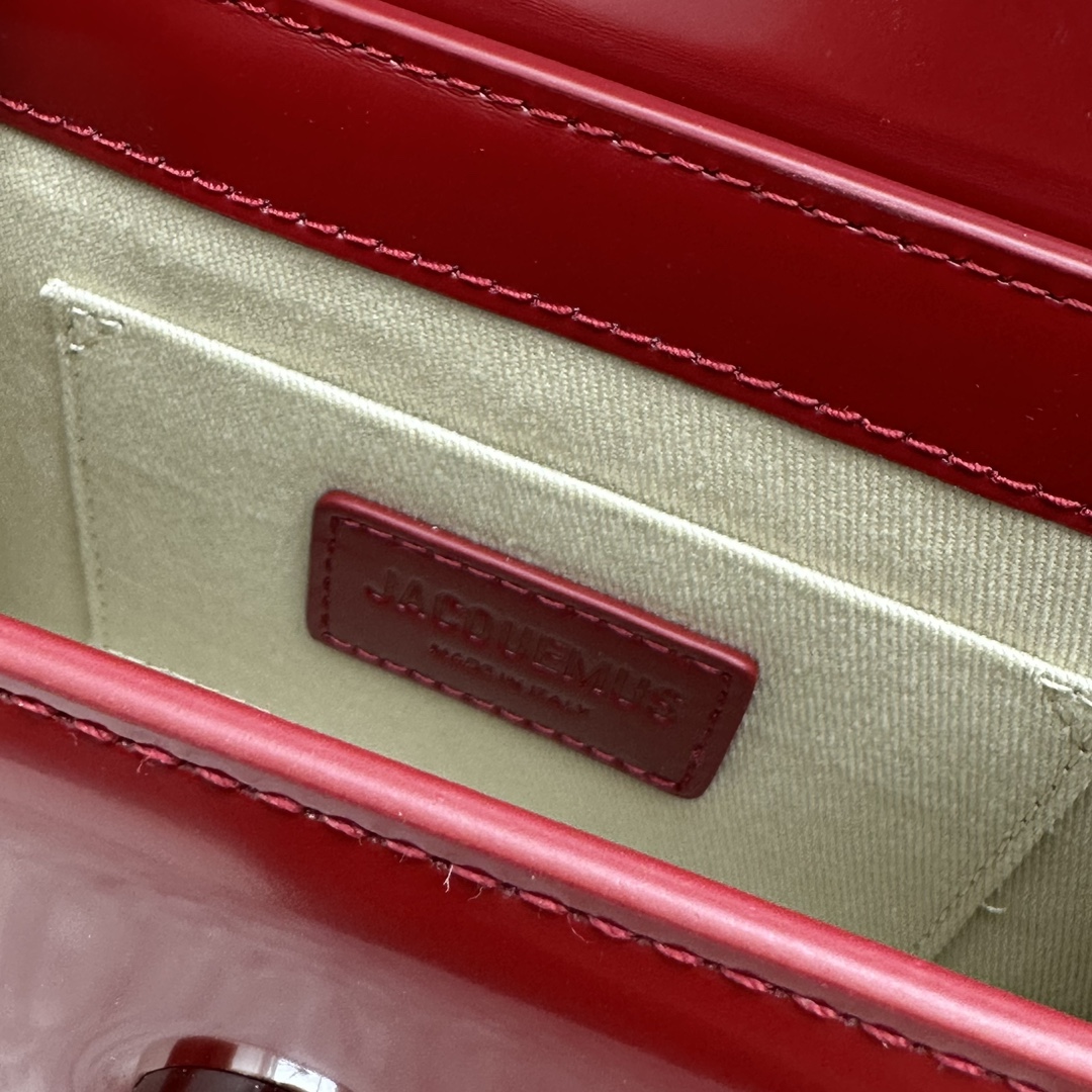 Ja*qvemvs classic bag-18x15.5x8cm