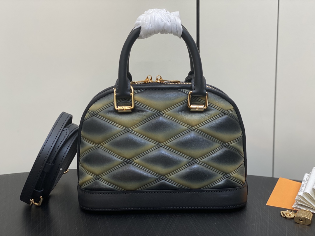 l0*is V*t0n m22878 alma bb-23.5 x 17.5 x 11.5cm