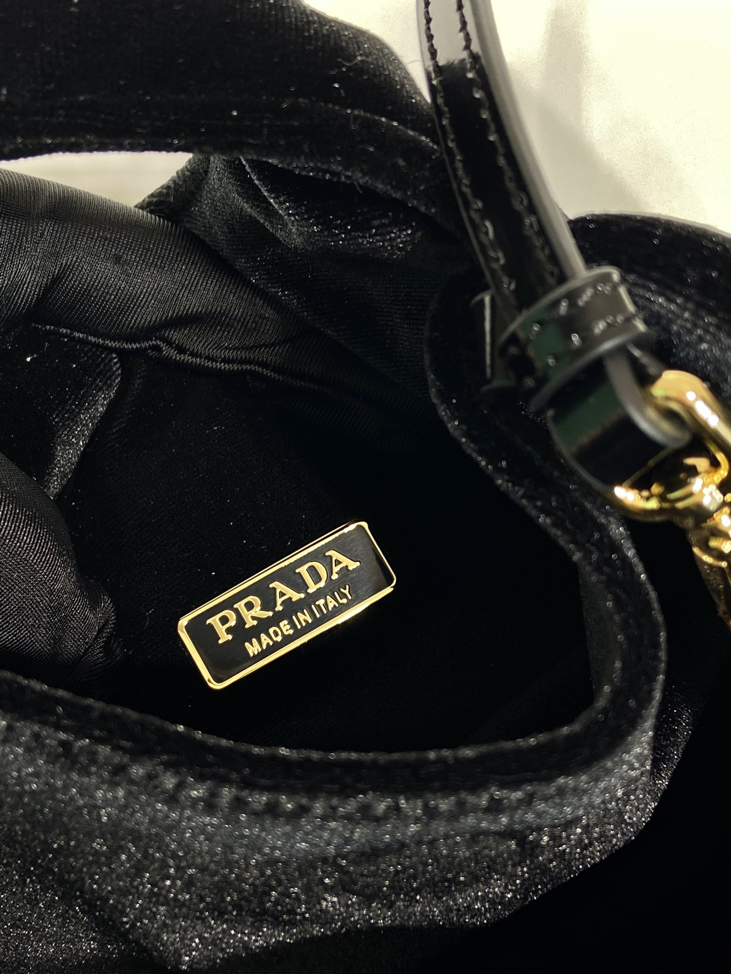 Pra*a velvet bucket 1ba349 bag-17*15*8cm