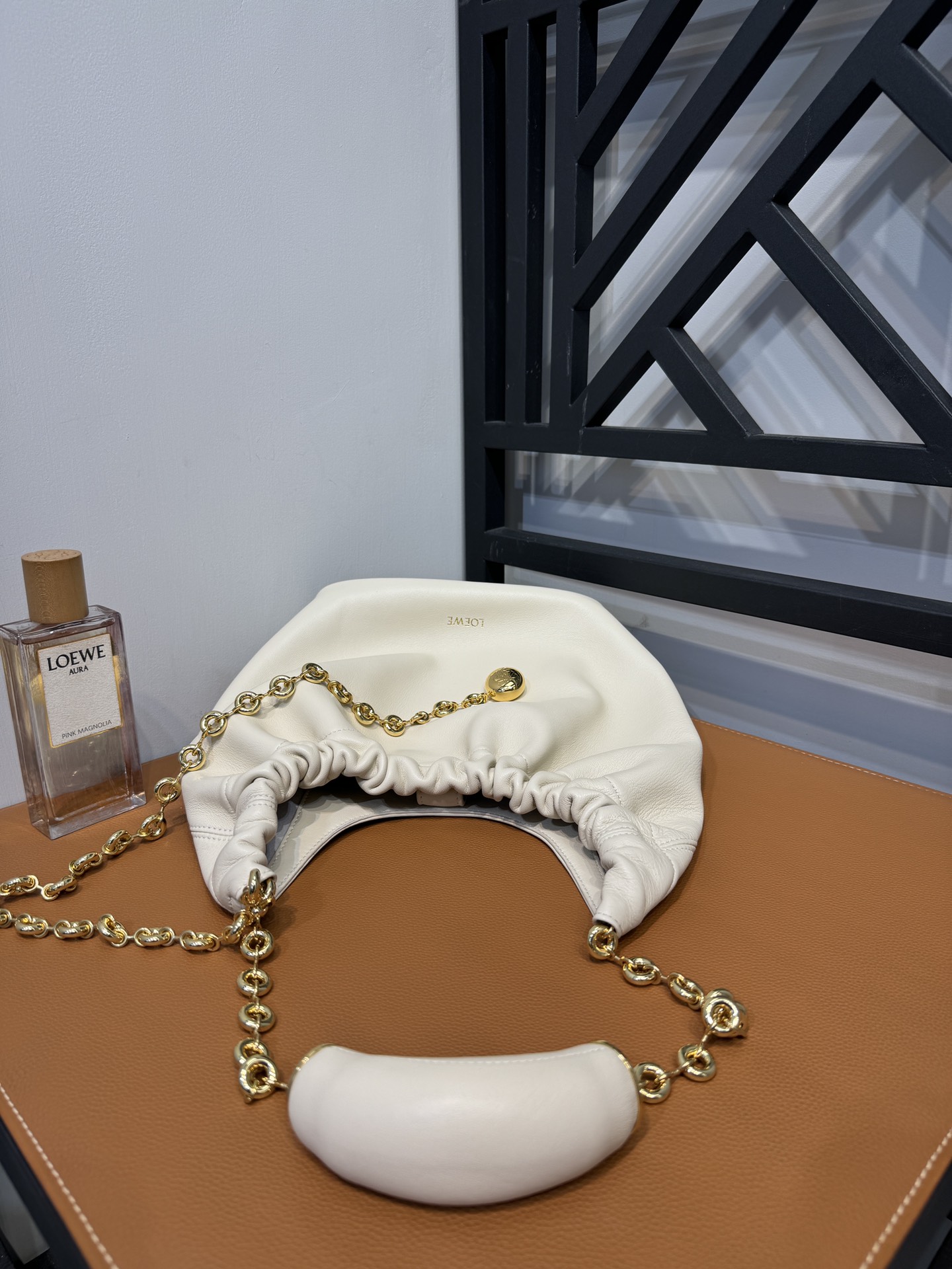 L0ew* squeeze bag-29*24*10.5cm