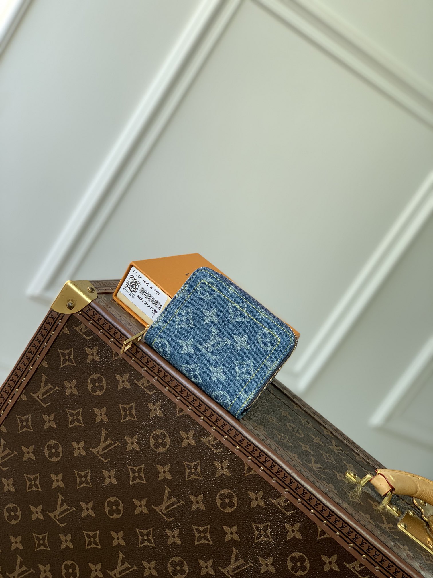 l0*is V*t0n zippy wallet m82957-11*8.5*2cm