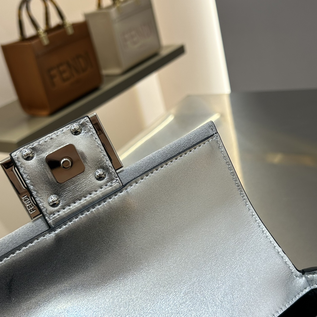 F**di baguette bag-20*13*5cm