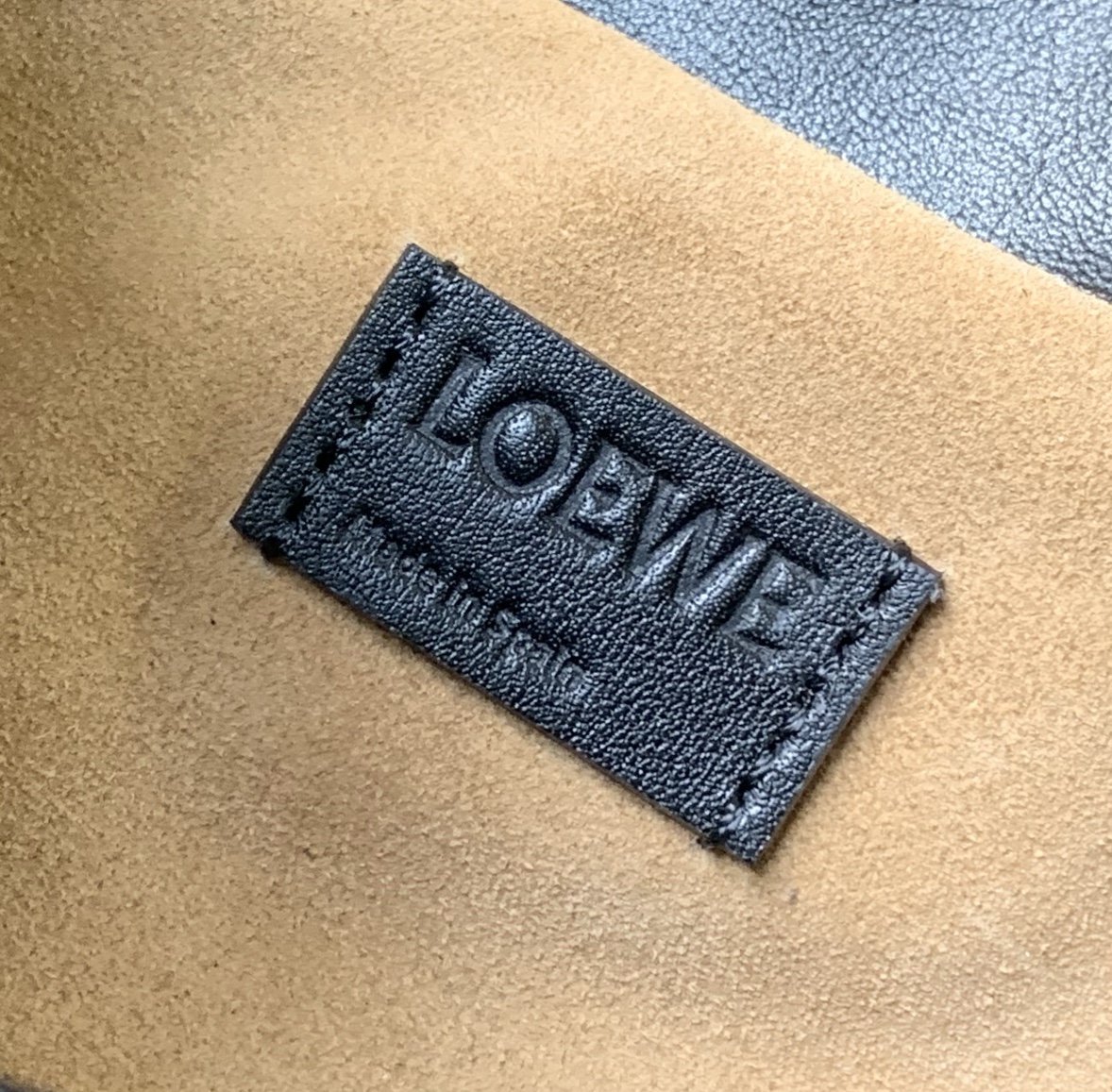L0ew* flamenco-22.5*18*9cm