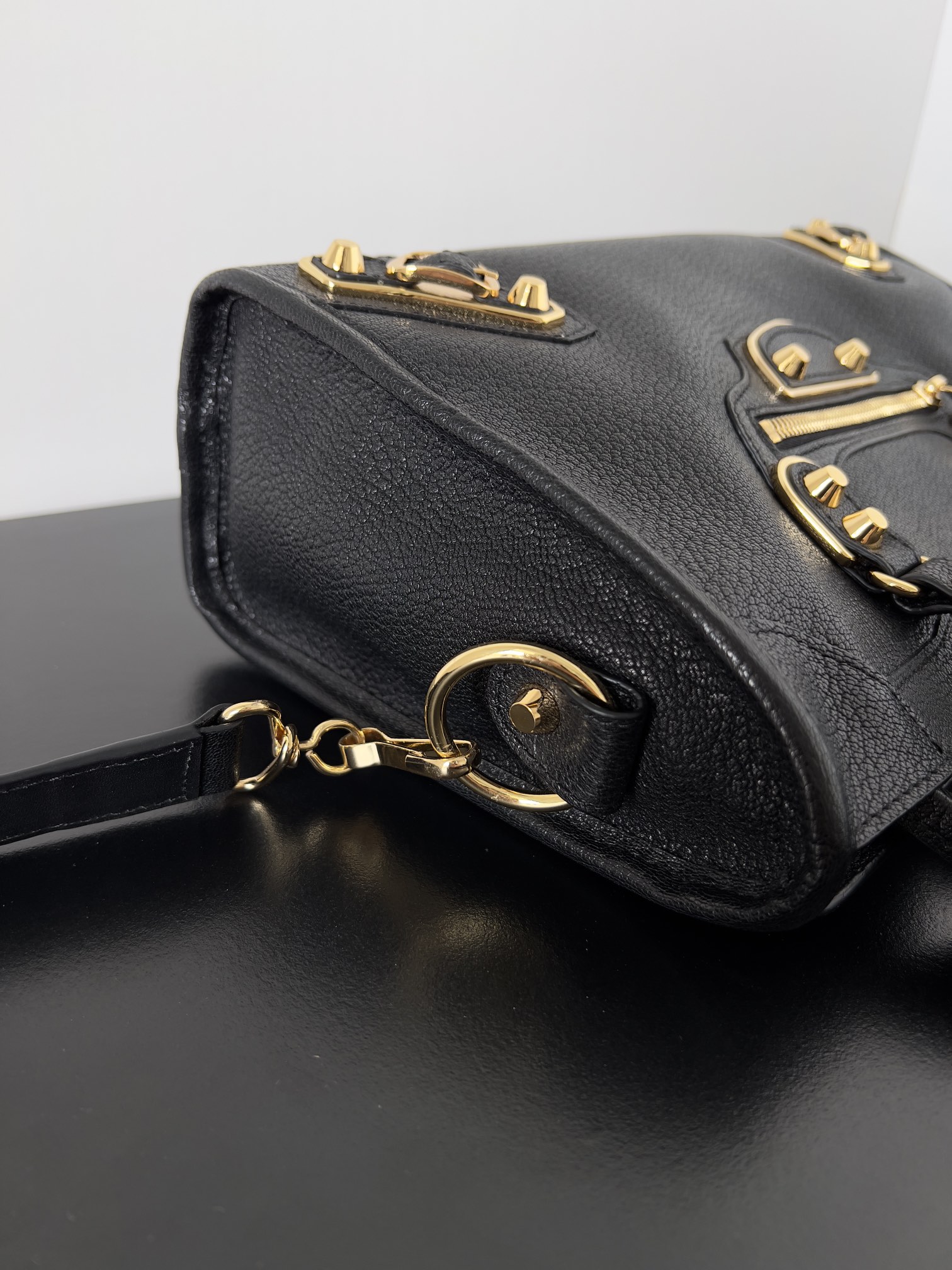 Balenciag Graffiti Classic City-30*10*20CM