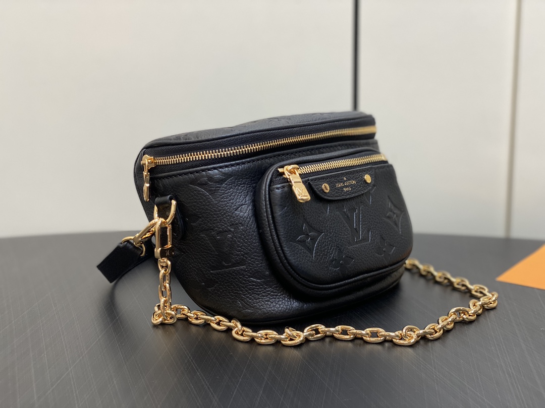 l0*is V*t0n mini bumbag-17 x 12 x 9.5cm