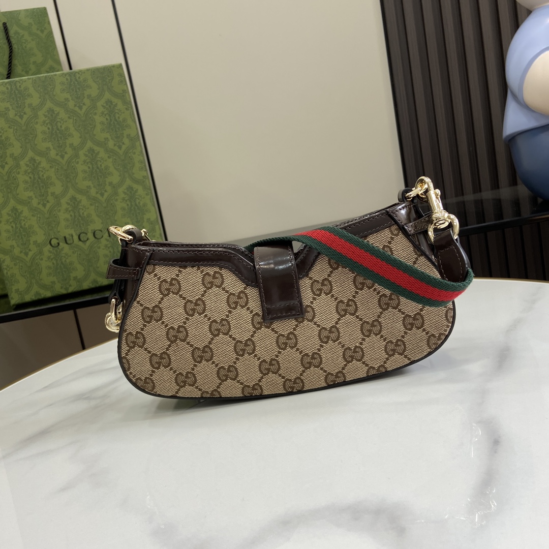 G*u*i moon side bag-12*24*5cm