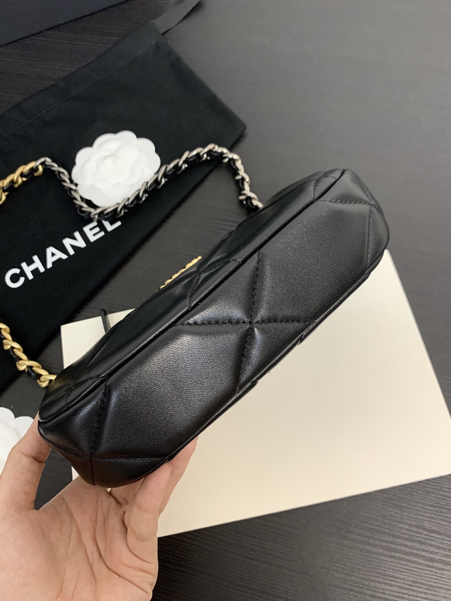 Ch@nel 2024SS Hobo Handbags-13*20*4.5CM