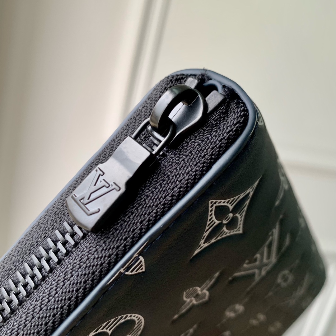 l0*is V*t0n zippy wallet n40675-10 x 20 x 2cm
