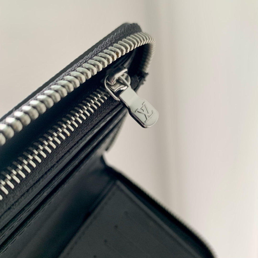 l0*is V*t0n zippy vertical wallet m83332-10*20*2cm