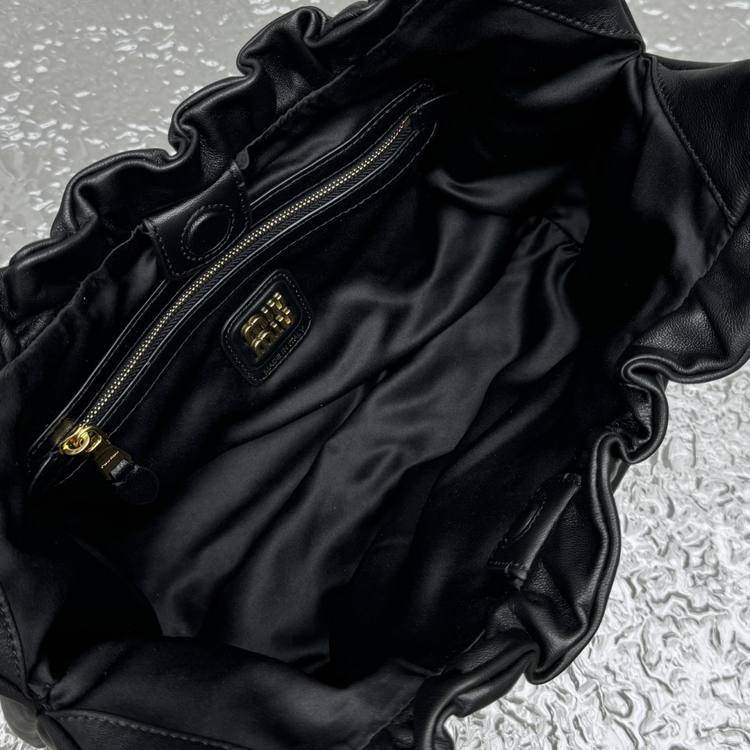 M*um*u wrinkle dumpling bag-38*19*7cm