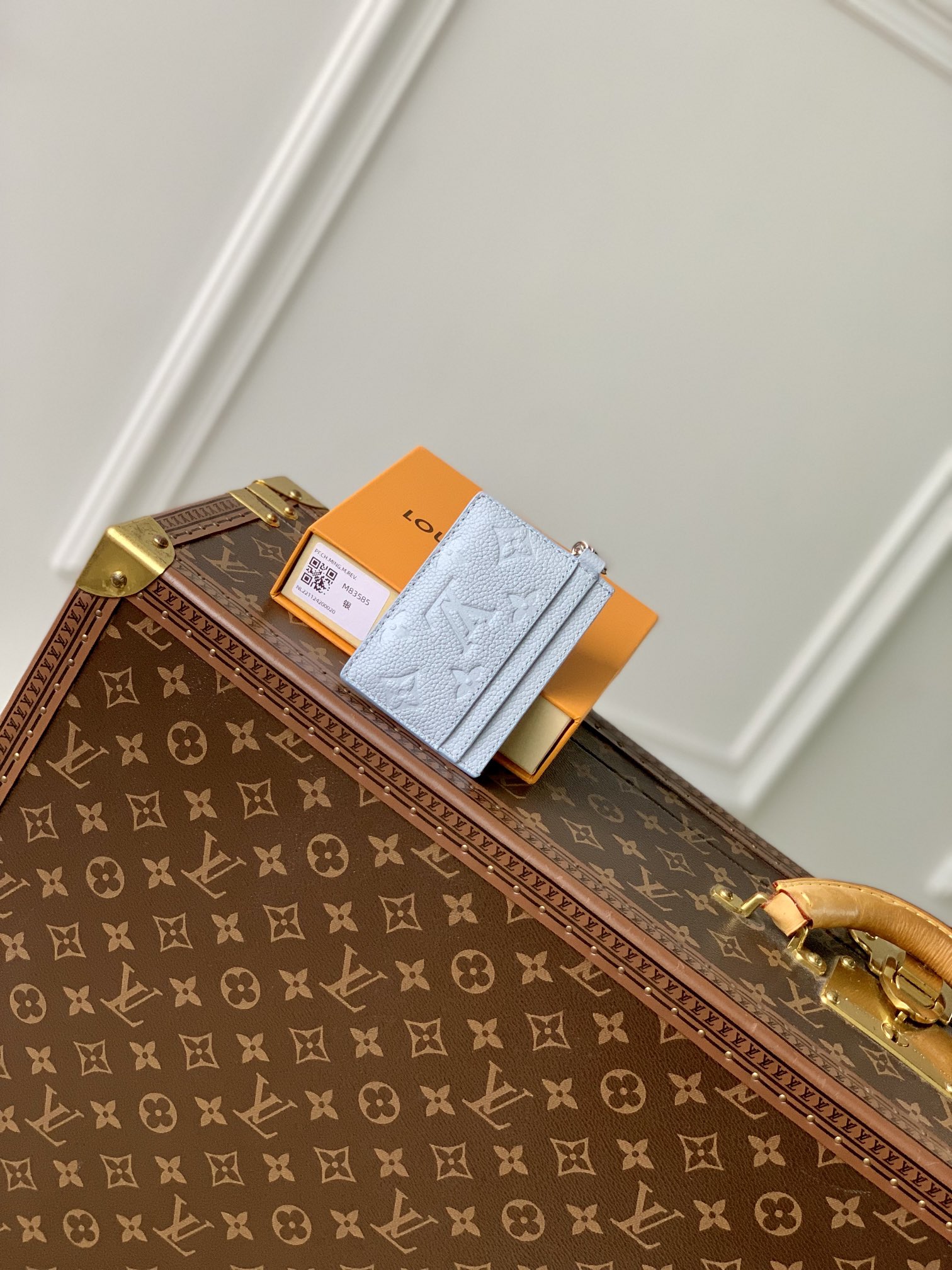l0*is V*t0n wallet-12 8 0.8cm